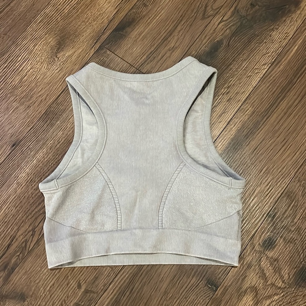 Size medium offline cropped tank top - Picture 2 of 3